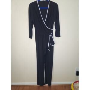 Nik and Nash Black Jumpsuit Pants White Trim Size Large V Neck 3/4 Sleeve